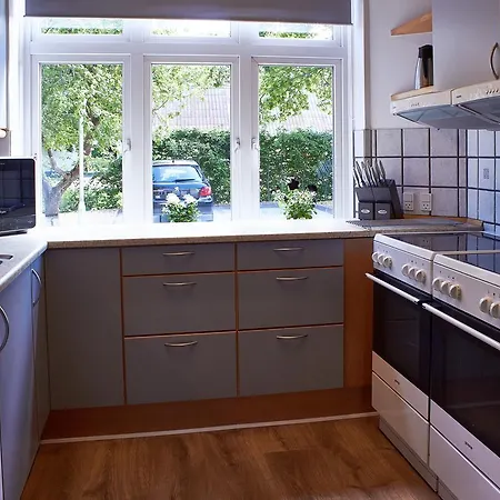Pensionat Nora Gamle Skole Bed & Kitchen 2*