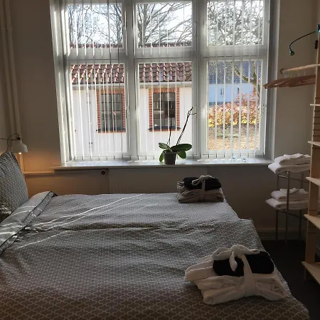 Nora Gamle Skole Bed & Kitchen Pensionat